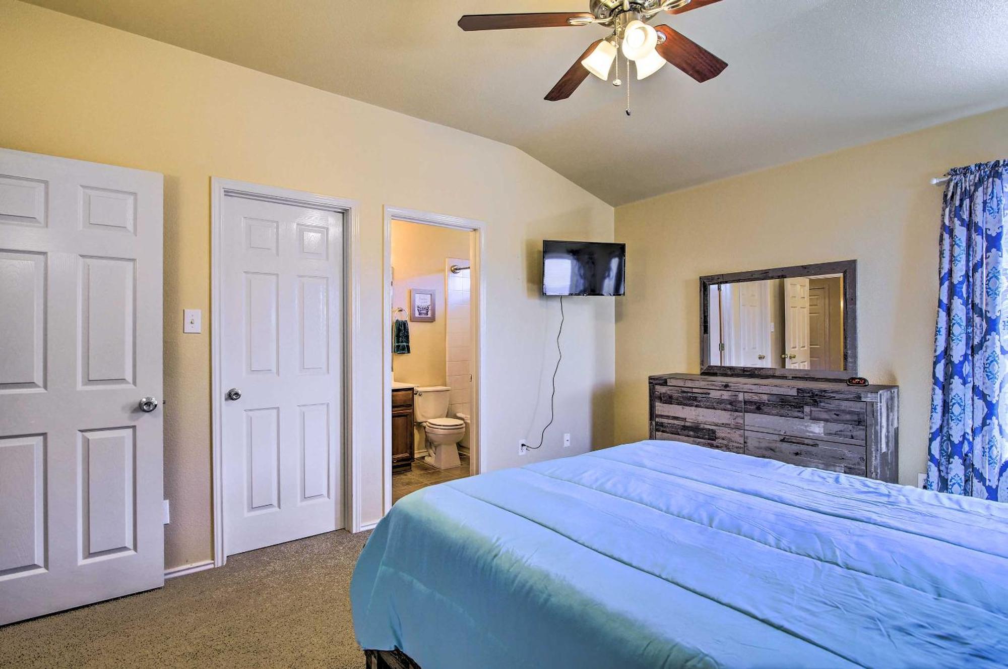San Antonio Abode With Yard Less Than 4 Mi To Lackland エクステリア 写真